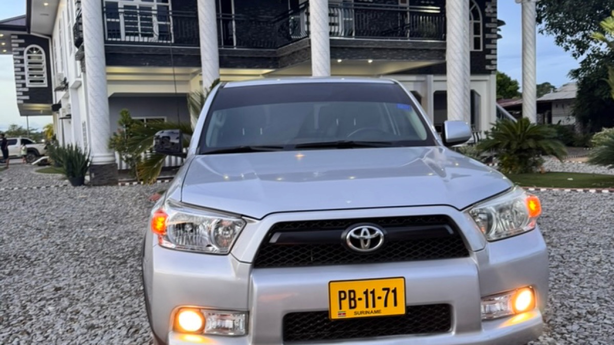Toyota 4 runner 2010