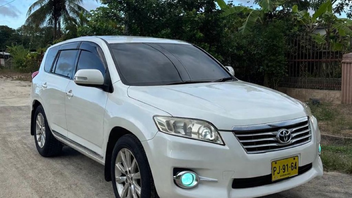 Toyota Vanguard 2012