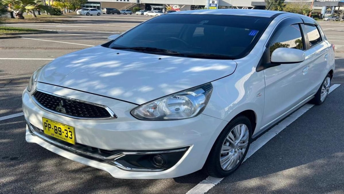 Mitsubishi Mirage  2020