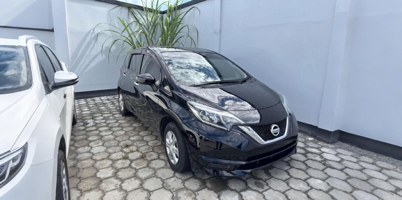 Nissan  Note  2018