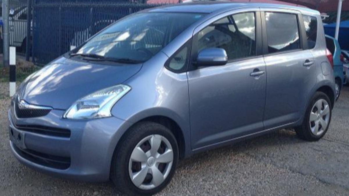 Toyota Ractis