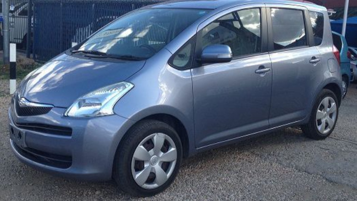 Toyota Ractis